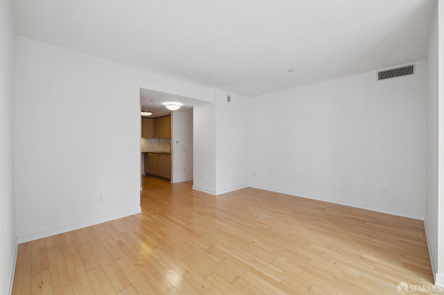 Detail Gallery Image 6 of 60 For 301 Mission St 11j,  San Francisco,  CA 94105 - 2 Beds | 2 Baths