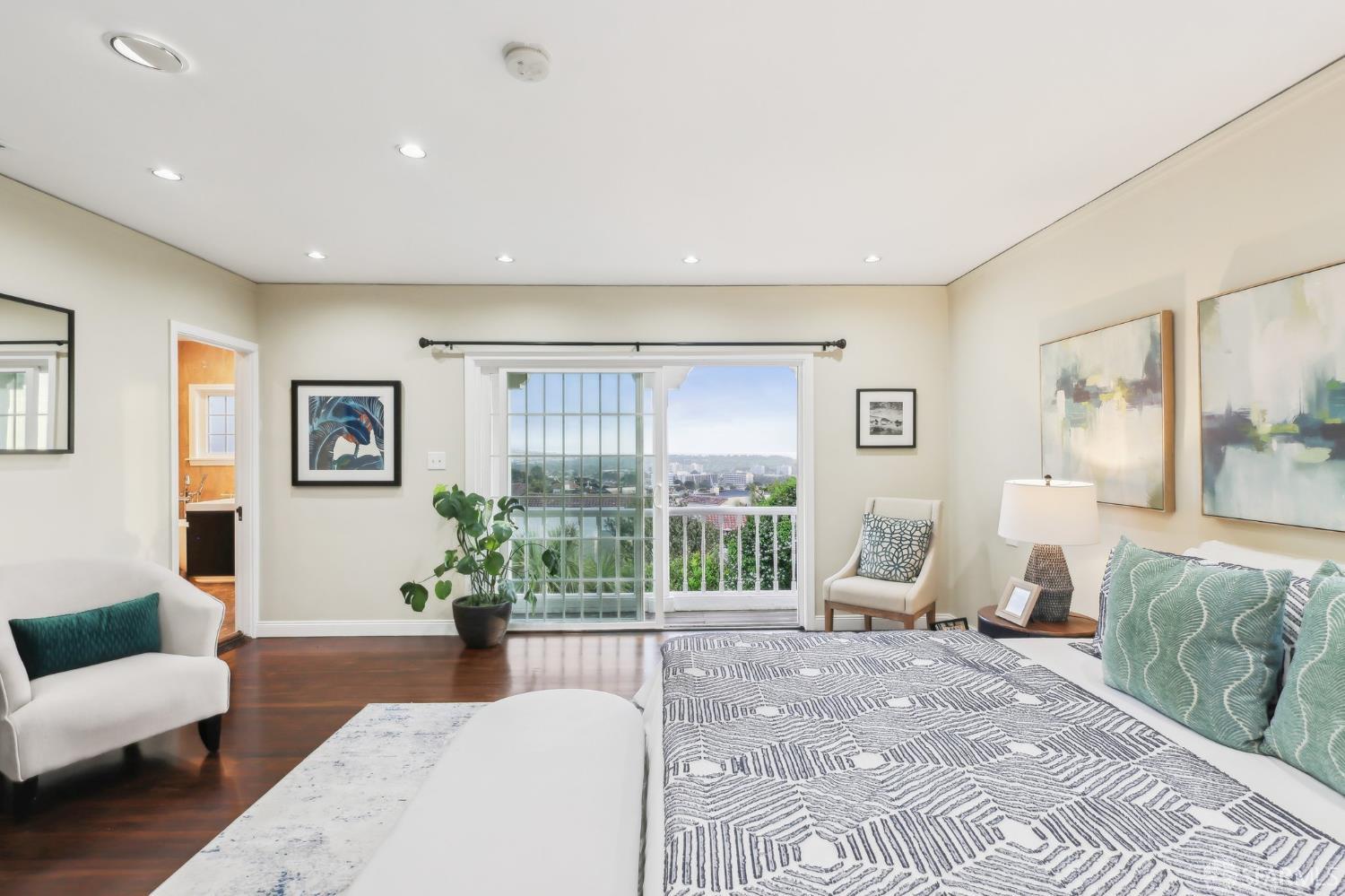 Detail Gallery Image 13 of 77 For 1475 Monterey Blvd, San Francisco,  CA 94127 - 4 Beds | 4/1 Baths