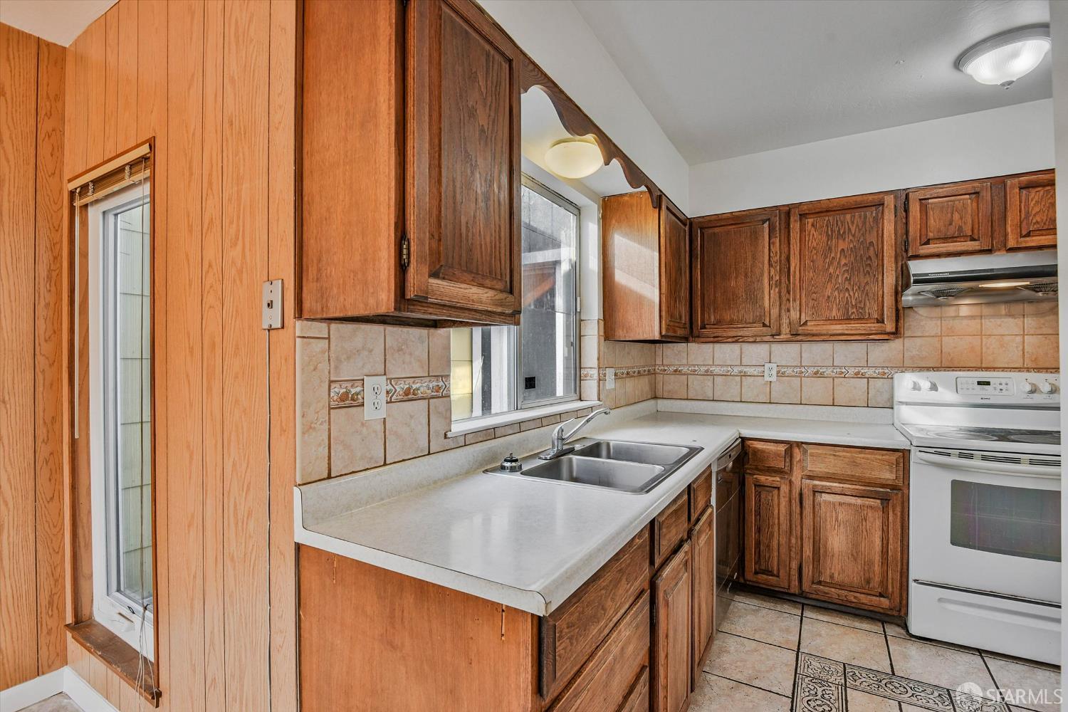 Detail Gallery Image 15 of 57 For 890 48th Ave, San Francisco,  CA 94121 - 3 Beds | 3 Baths