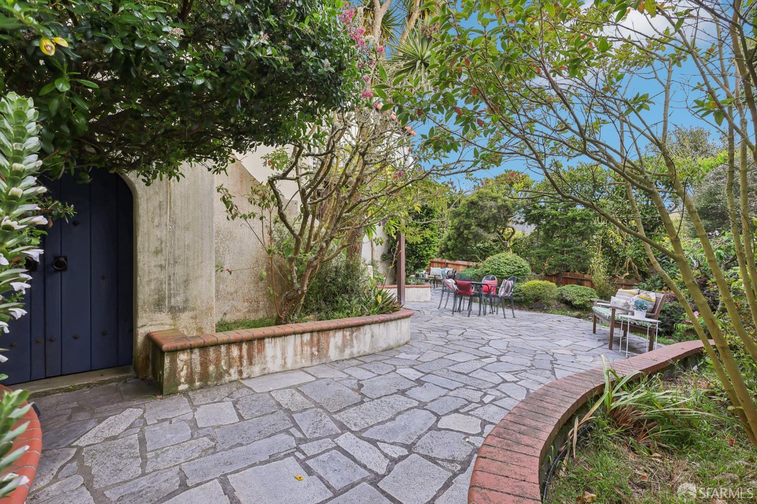 Detail Gallery Image 69 of 77 For 1475 Monterey Blvd, San Francisco,  CA 94127 - 4 Beds | 4/1 Baths