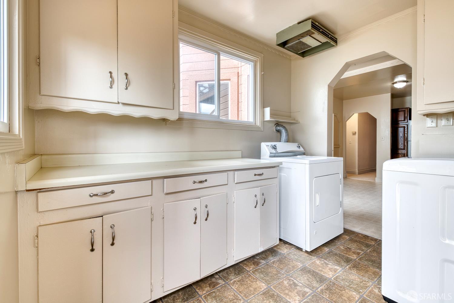 Detail Gallery Image 14 of 48 For 2314 Filbert St, San Francisco,  CA 94123 - – Beds | – Baths