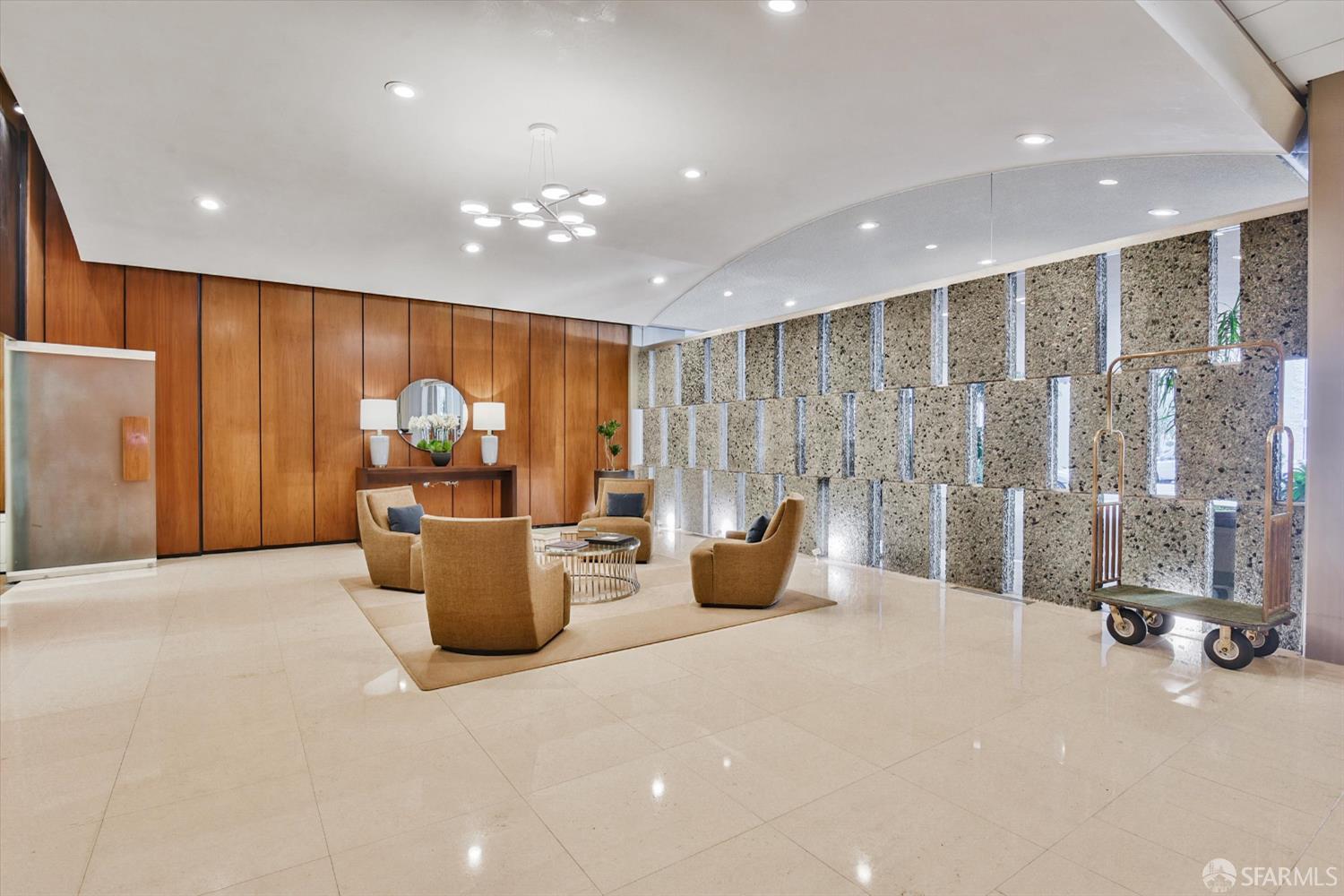 Detail Gallery Image 6 of 48 For 1333 Jones St #1206,  San Francisco,  CA 94109 - 2 Beds | 2 Baths