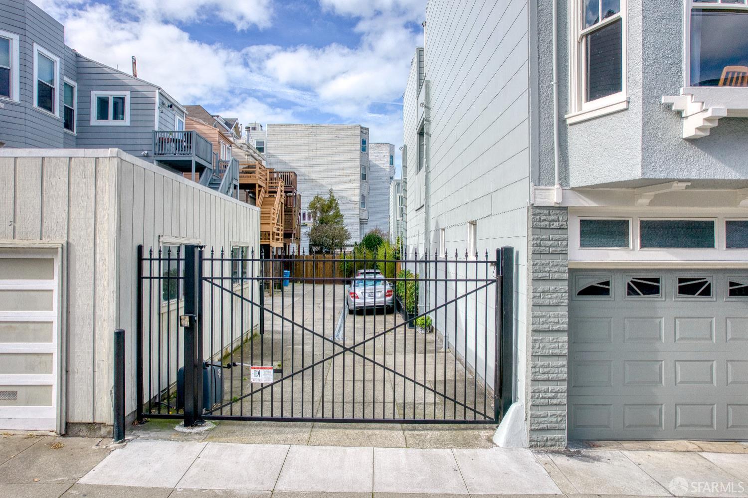 Detail Gallery Image 47 of 48 For 2314 Filbert St, San Francisco,  CA 94123 - – Beds | – Baths