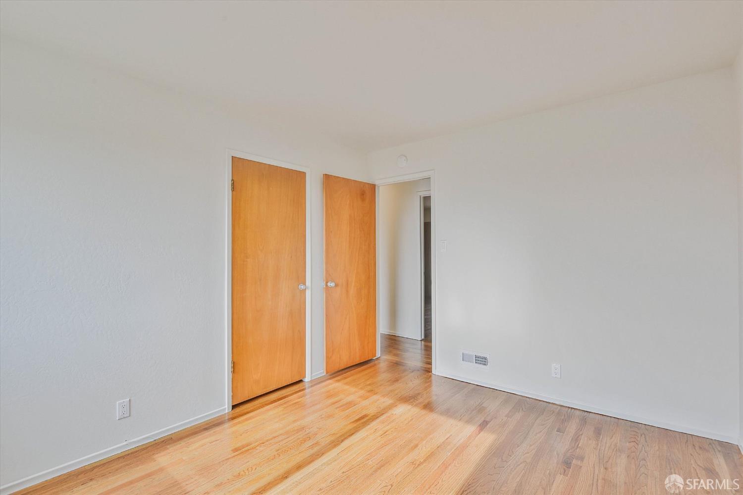 Detail Gallery Image 17 of 39 For 754 Park Way, South San Francisco,  CA 94080 - 4 Beds | 2/1 Baths