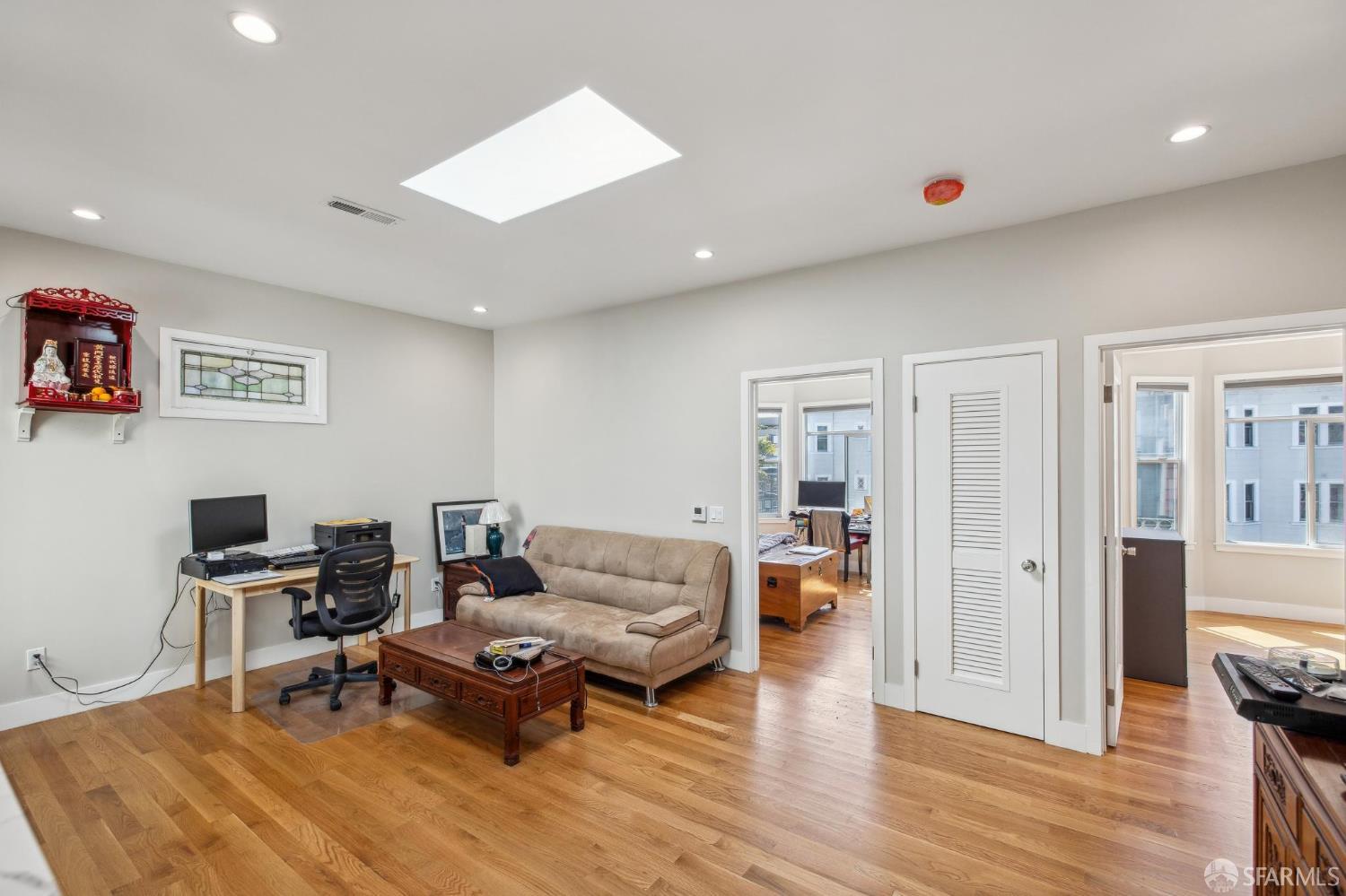 Detail Gallery Image 22 of 50 For 1512 California St, San Francisco,  CA 94109 - – Beds | – Baths