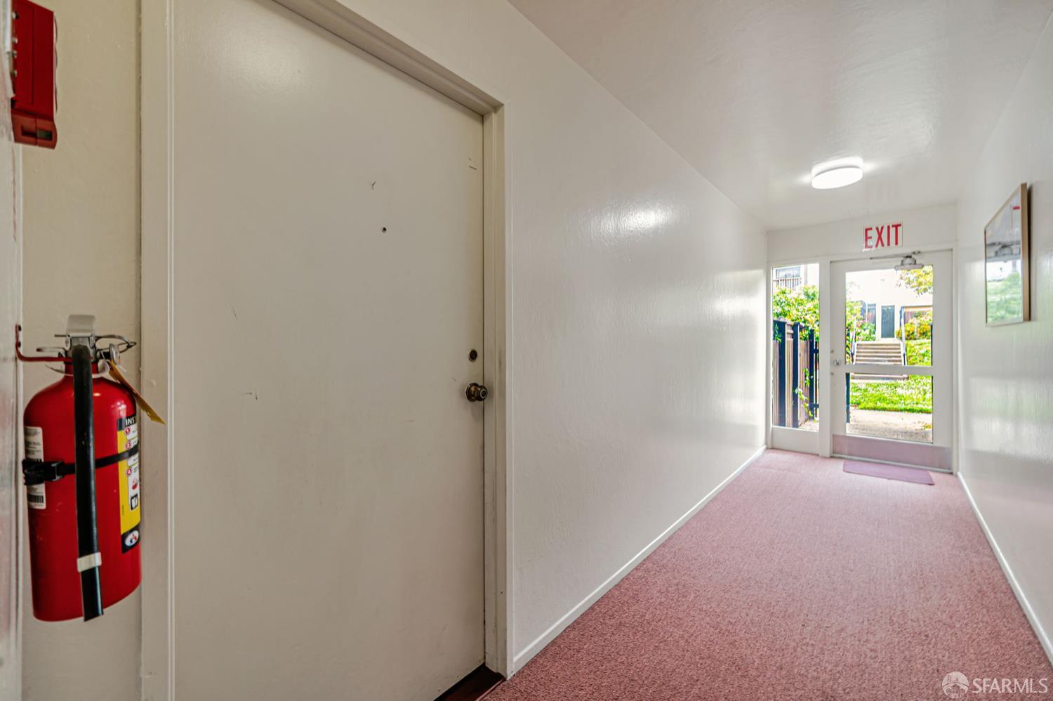 Detail Gallery Image 34 of 39 For 1530 Ofarrell St #1,  San Francisco,  CA 94115 - 3 Beds | 2 Baths