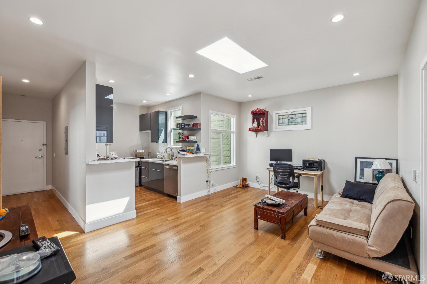 Detail Gallery Image 24 of 50 For 1512 California St, San Francisco,  CA 94109 - – Beds | – Baths