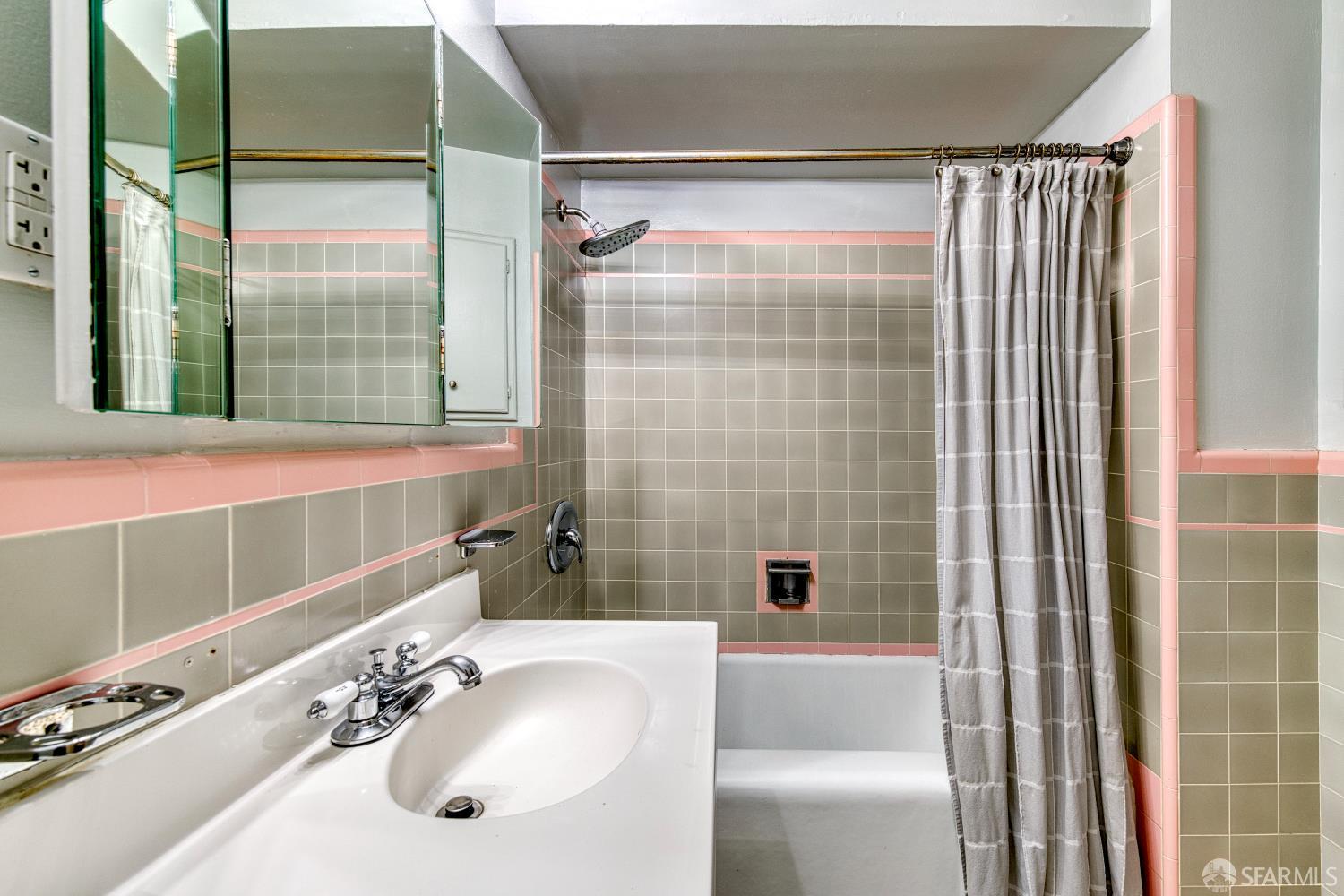 Detail Gallery Image 17 of 48 For 2314 Filbert St, San Francisco,  CA 94123 - – Beds | – Baths