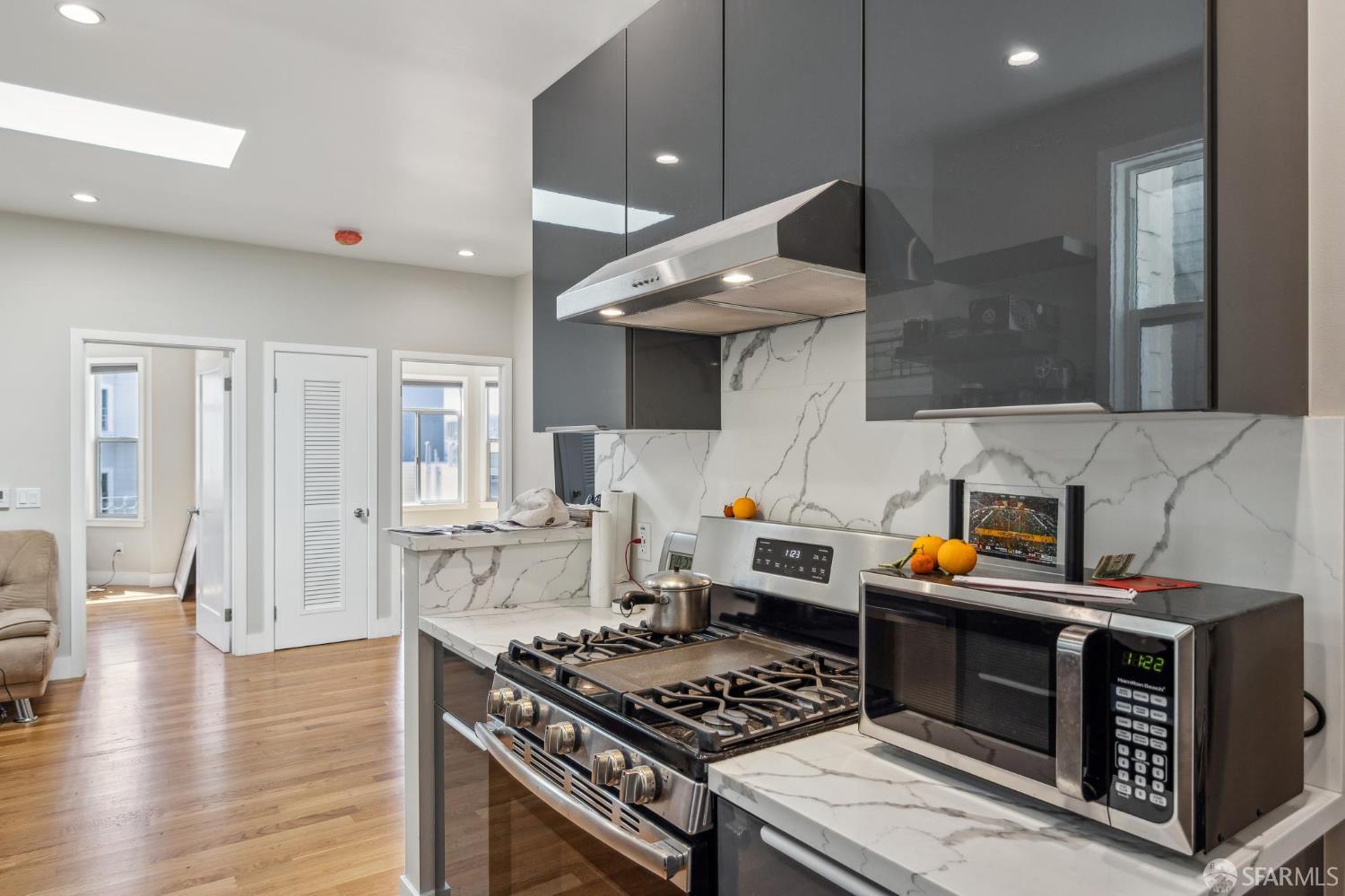 Detail Gallery Image 26 of 50 For 1512 California St, San Francisco,  CA 94109 - – Beds | – Baths