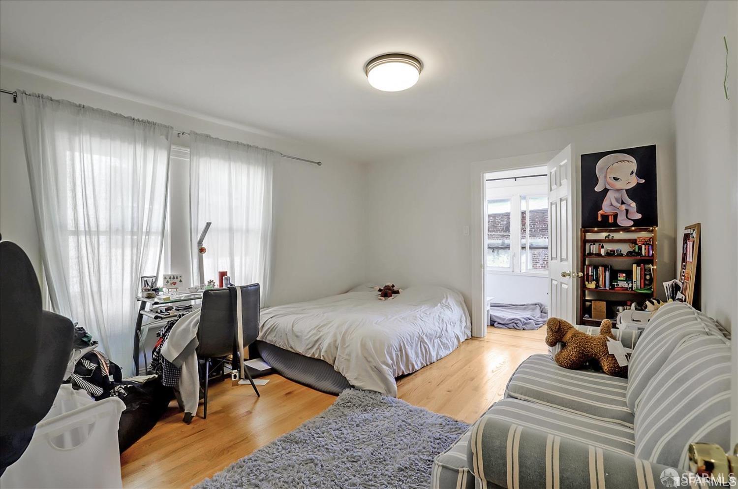 Detail Gallery Image 29 of 49 For 2535 Chilton Way, Berkeley,  CA 94704 - 4 Beds | 2 Baths