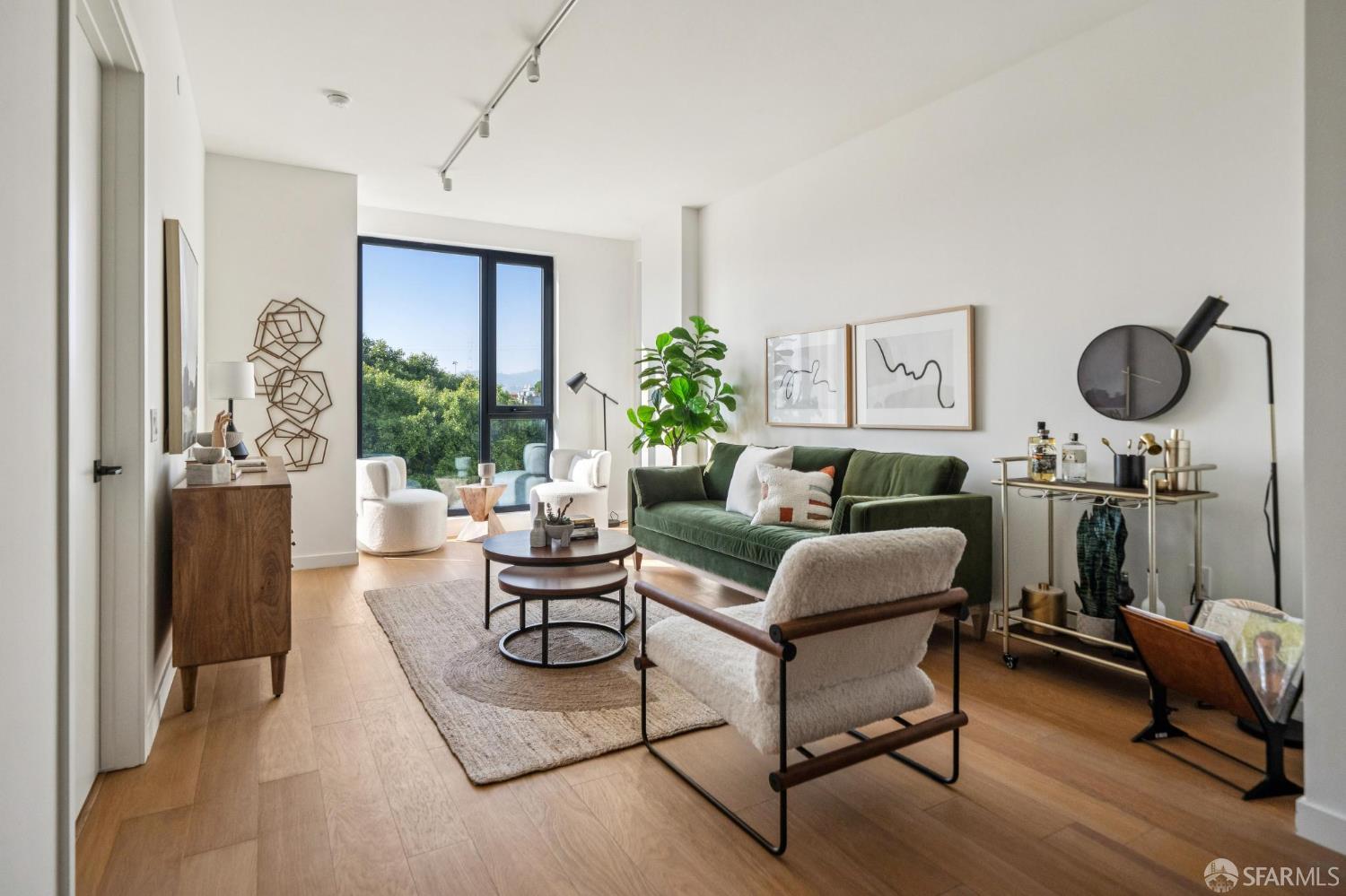 988 Harrison Street Unit: WD4