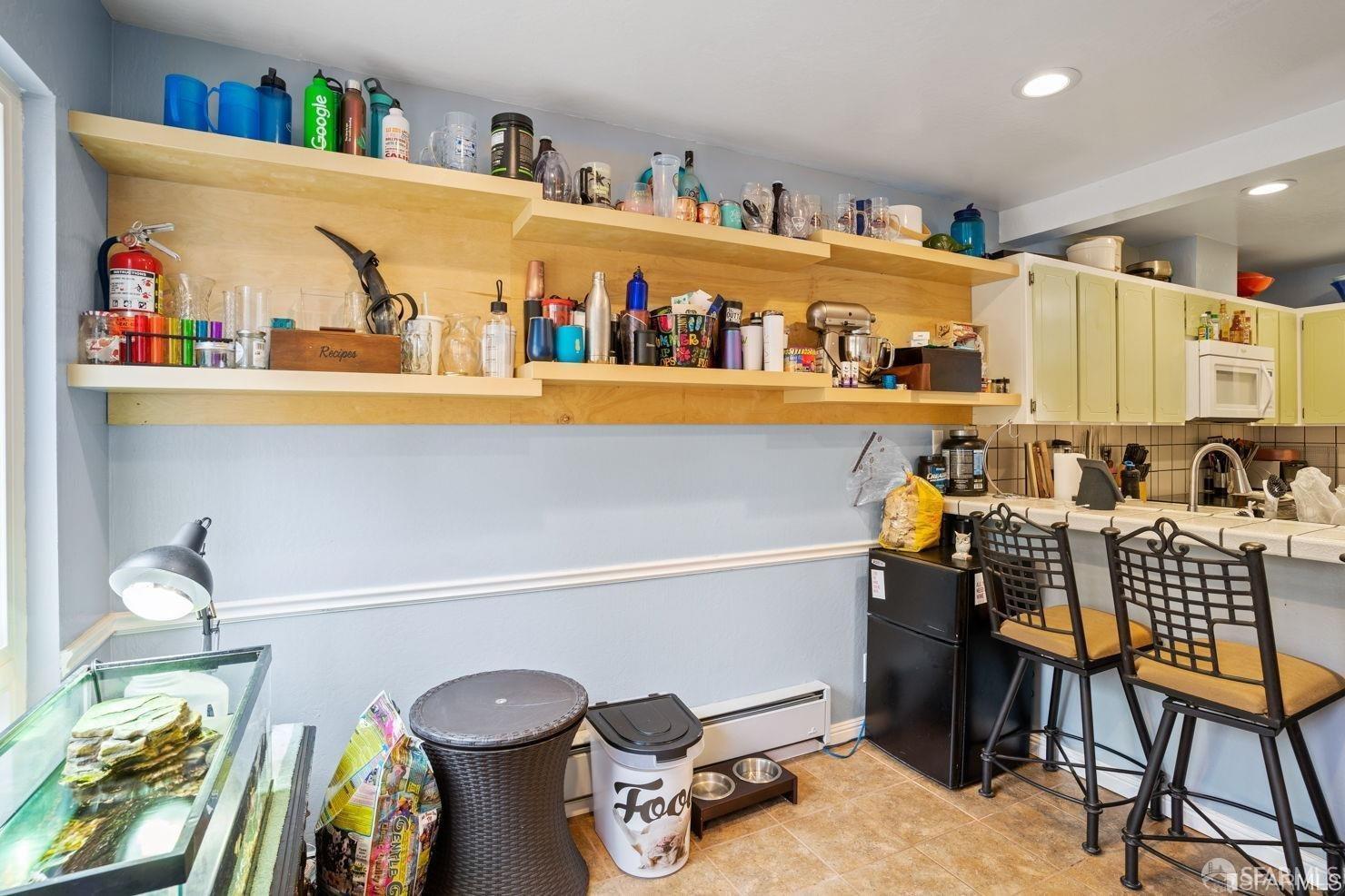 Detail Gallery Image 14 of 34 For 106 Quail Point Cir, San Bruno,  CA 94066 - 3 Beds | 2 Baths