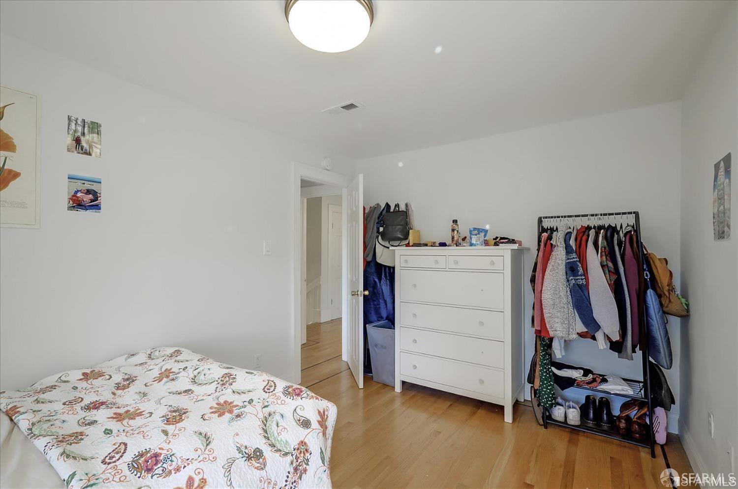 Detail Gallery Image 38 of 49 For 2535 Chilton Way, Berkeley,  CA 94704 - 4 Beds | 2 Baths