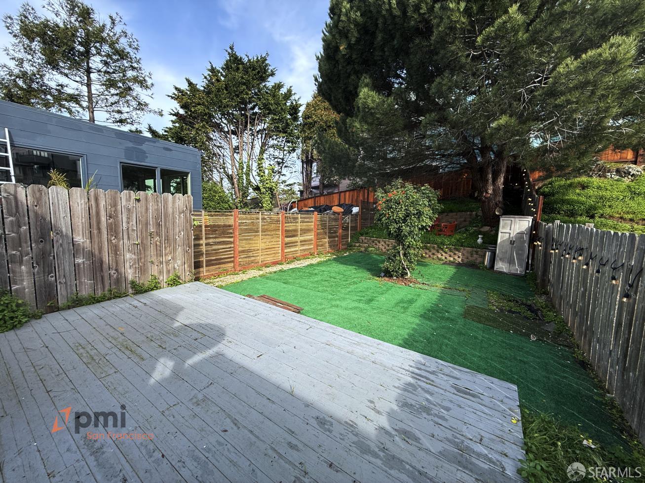 Detail Gallery Image 9 of 14 For 1414 Newcomb Ave, San Francisco,  CA 94124 - 1 Beds | 1 Baths