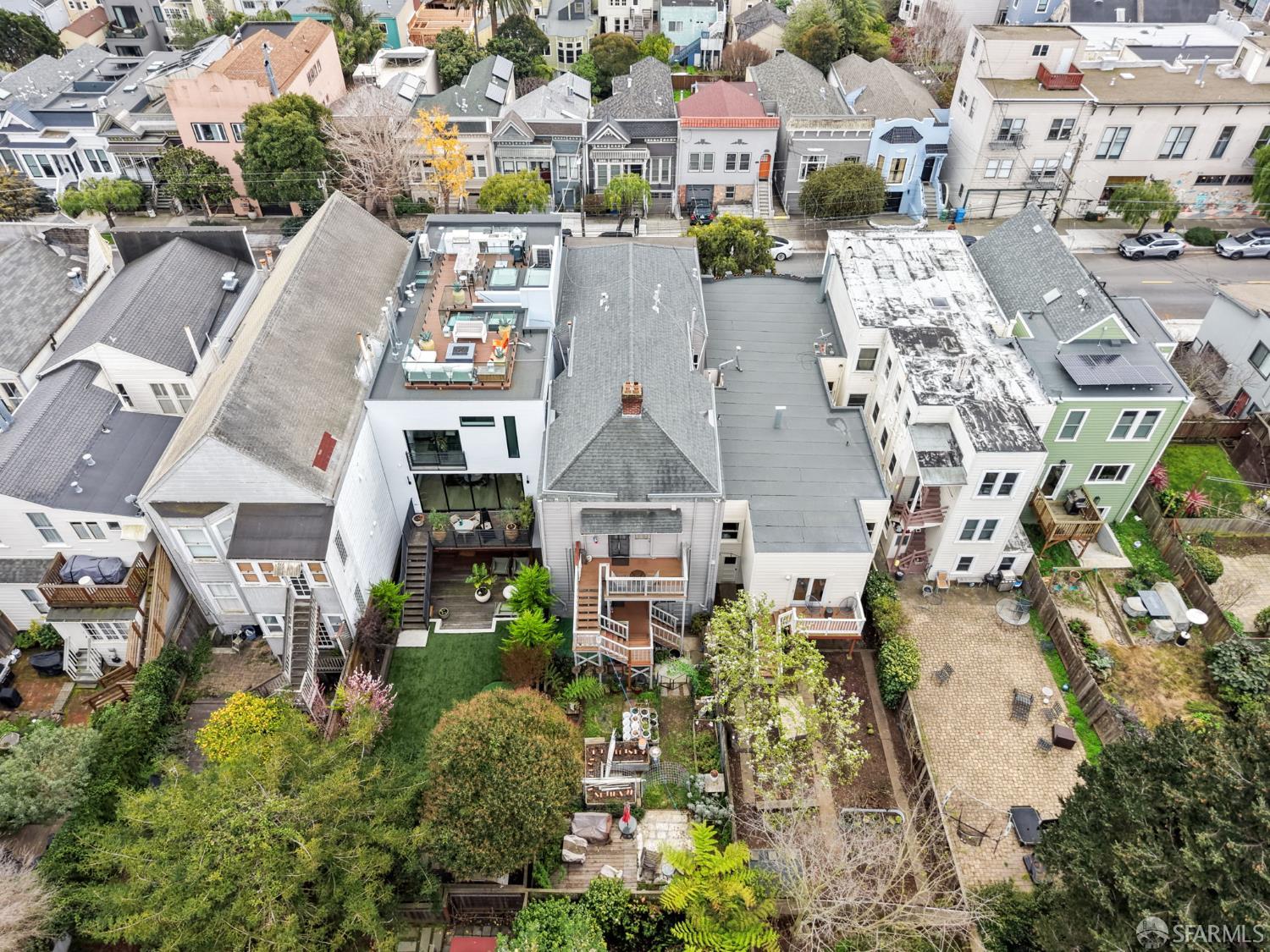 Detail Gallery Image 28 of 30 For 3864 Cesar Chavez St, San Francisco,  CA 94131 - – Beds | – Baths