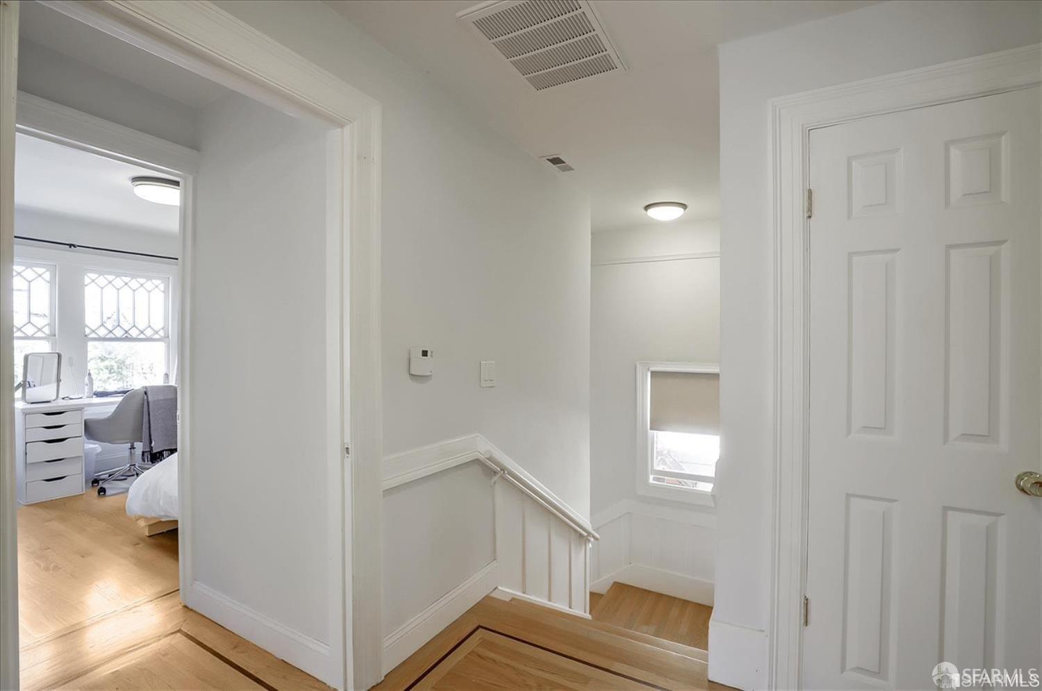 Detail Gallery Image 22 of 49 For 2535 Chilton Way, Berkeley,  CA 94704 - 4 Beds | 2 Baths