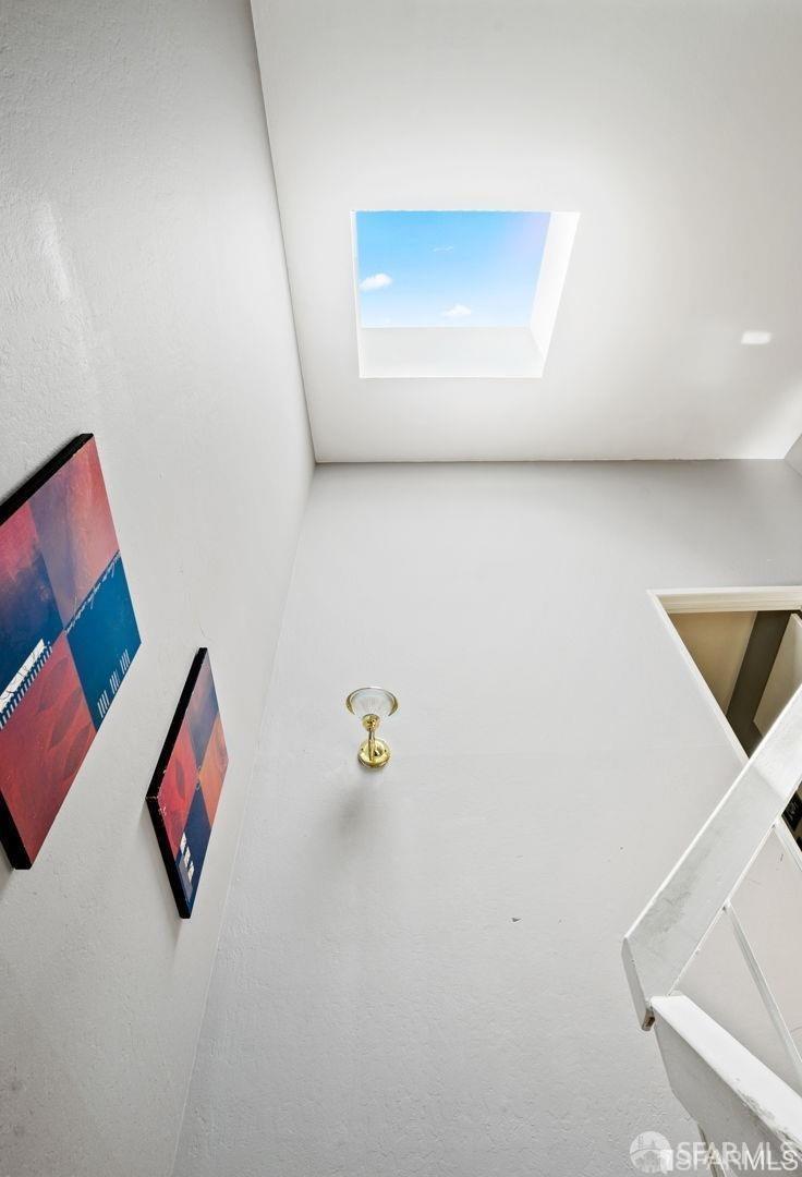 Detail Gallery Image 16 of 34 For 106 Quail Point Cir, San Bruno,  CA 94066 - 3 Beds | 2 Baths