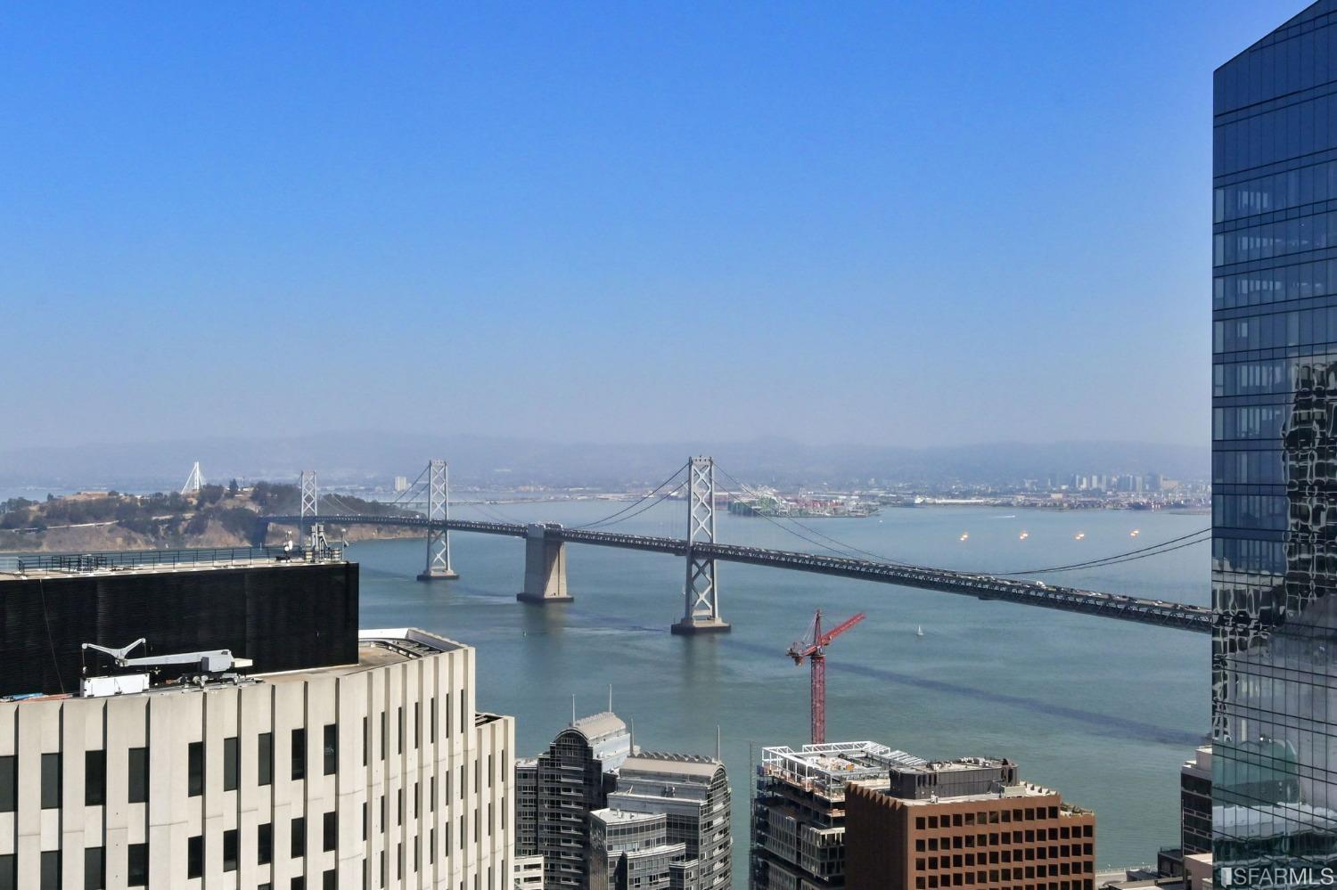 Detail Gallery Image 5 of 29 For 301 Mission St 48c,  San Francisco,  CA 94105 - 2 Beds | 3/1 Baths