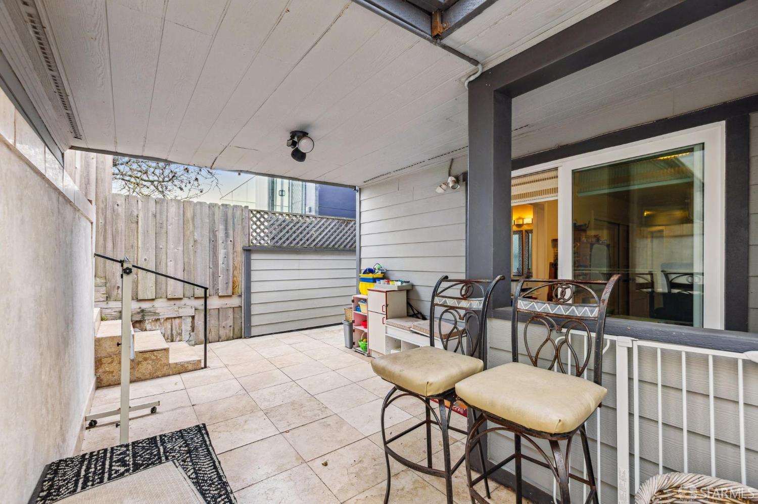 Detail Gallery Image 16 of 26 For 442 29th St, San Francisco,  CA 94131 - 4 Beds | 2/1 Baths