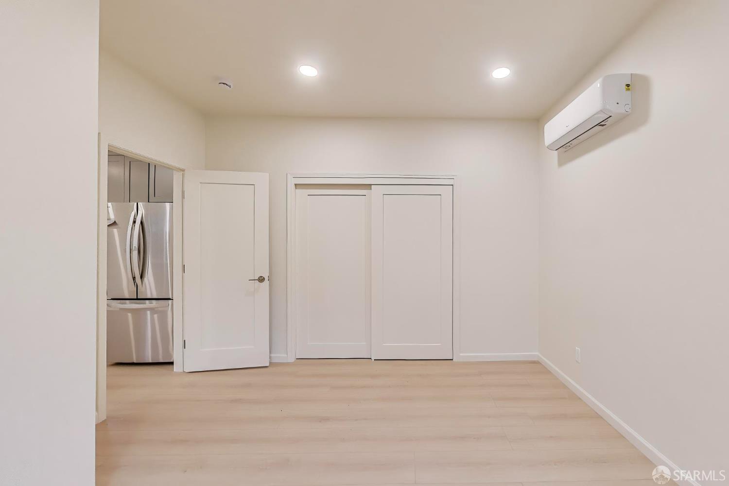 Detail Gallery Image 16 of 21 For 1364 E 27th St, Oakland,  CA 94606 - – Beds | – Baths