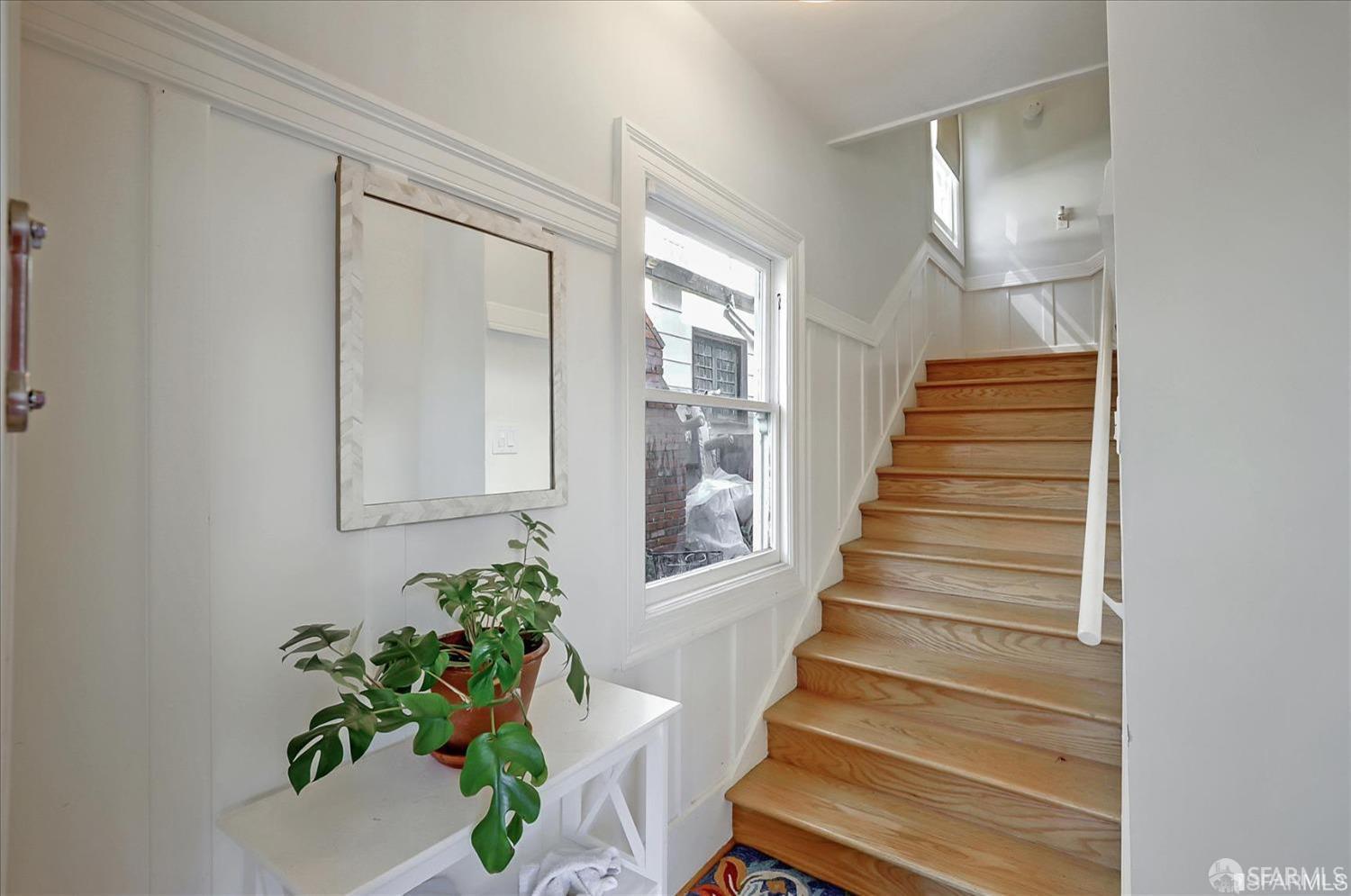 Detail Gallery Image 21 of 49 For 2535 Chilton Way, Berkeley,  CA 94704 - 4 Beds | 2 Baths