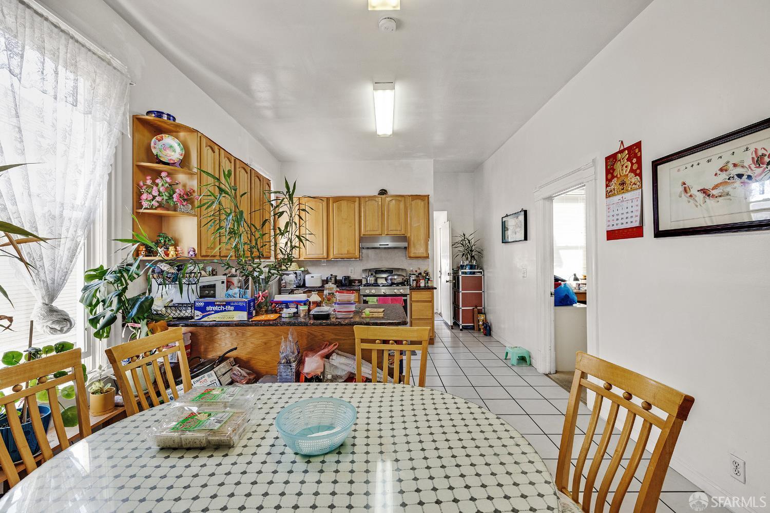 Detail Gallery Image 22 of 51 For 2136 Pacific Ave, Alameda,  CA 94501 - 7 Beds | 4 Baths