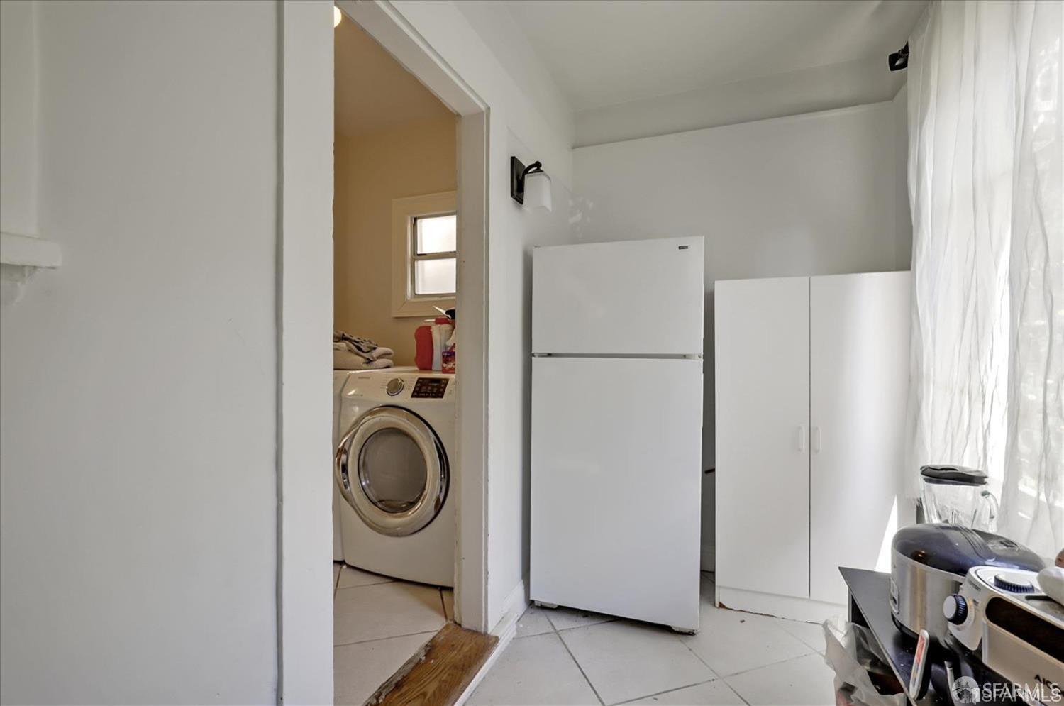 Detail Gallery Image 45 of 49 For 2535 Chilton Way, Berkeley,  CA 94704 - 4 Beds | 2 Baths