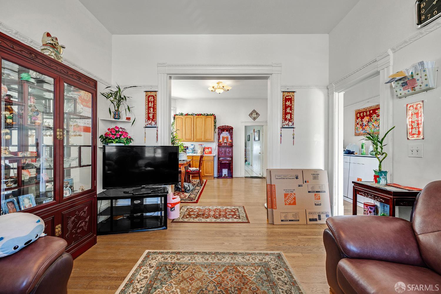 Detail Gallery Image 28 of 51 For 2136 Pacific Ave, Alameda,  CA 94501 - 7 Beds | 4 Baths