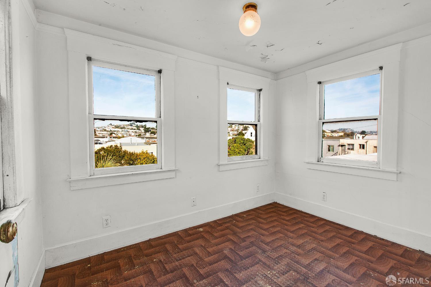 Detail Gallery Image 27 of 35 For 134 Sears St, San Francisco,  CA 94112 - 2 Beds | 2 Baths