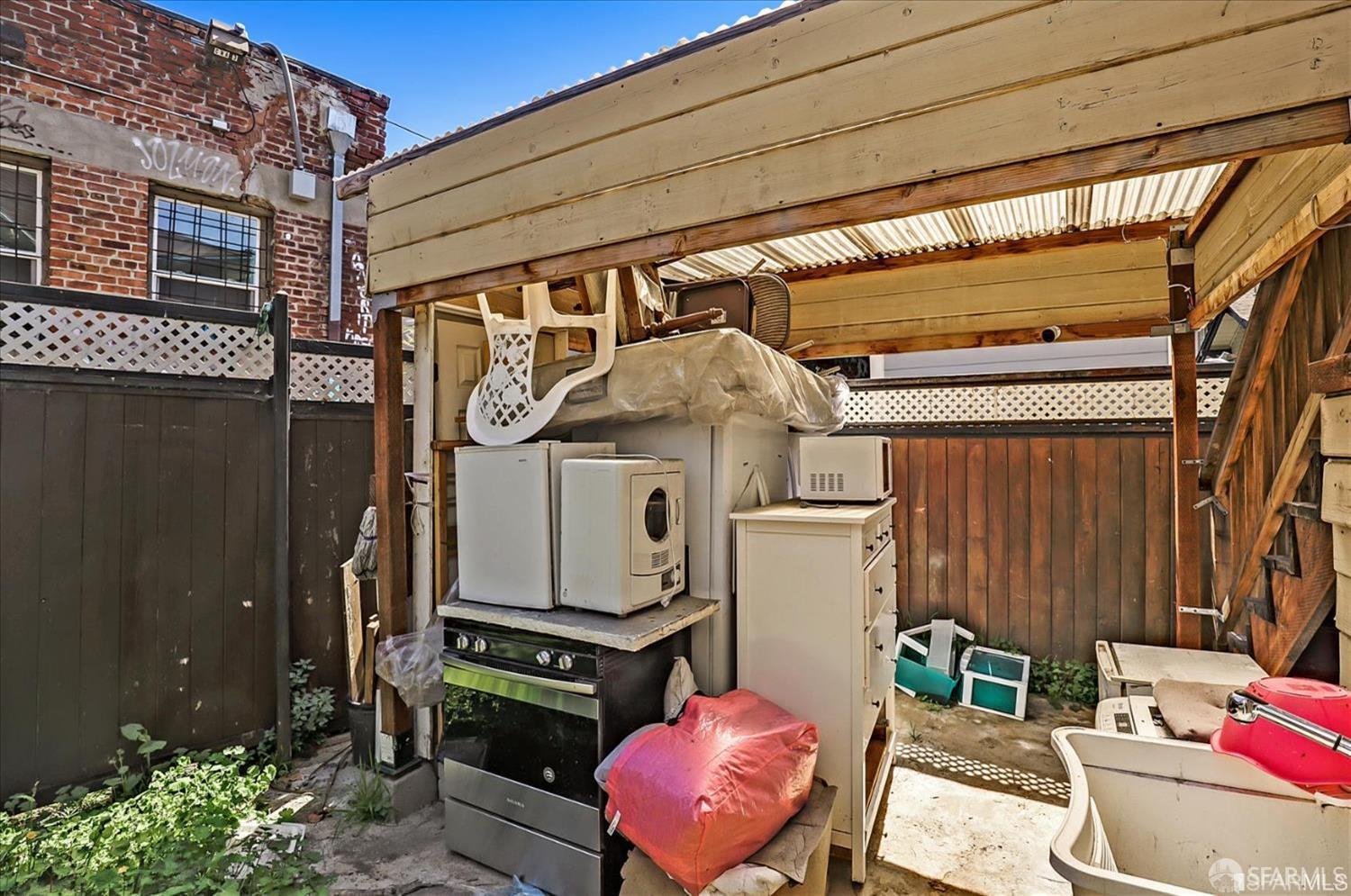 Detail Gallery Image 49 of 49 For 2535 Chilton Way, Berkeley,  CA 94704 - 4 Beds | 2 Baths