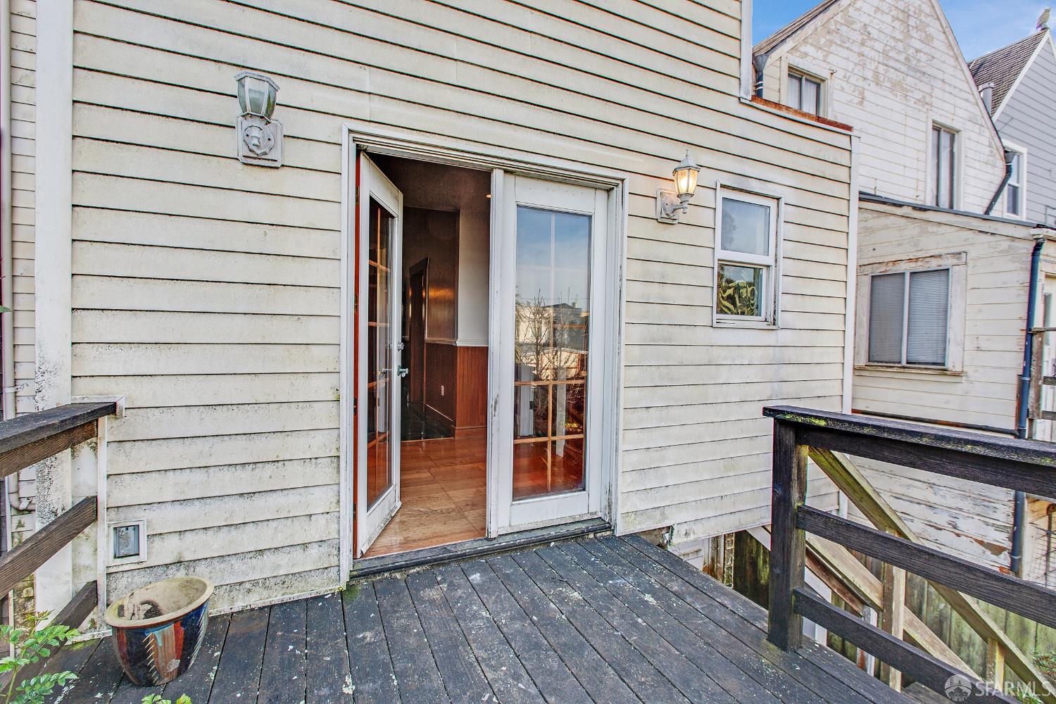 Detail Gallery Image 18 of 35 For 134 Sears St, San Francisco,  CA 94112 - 2 Beds | 2 Baths