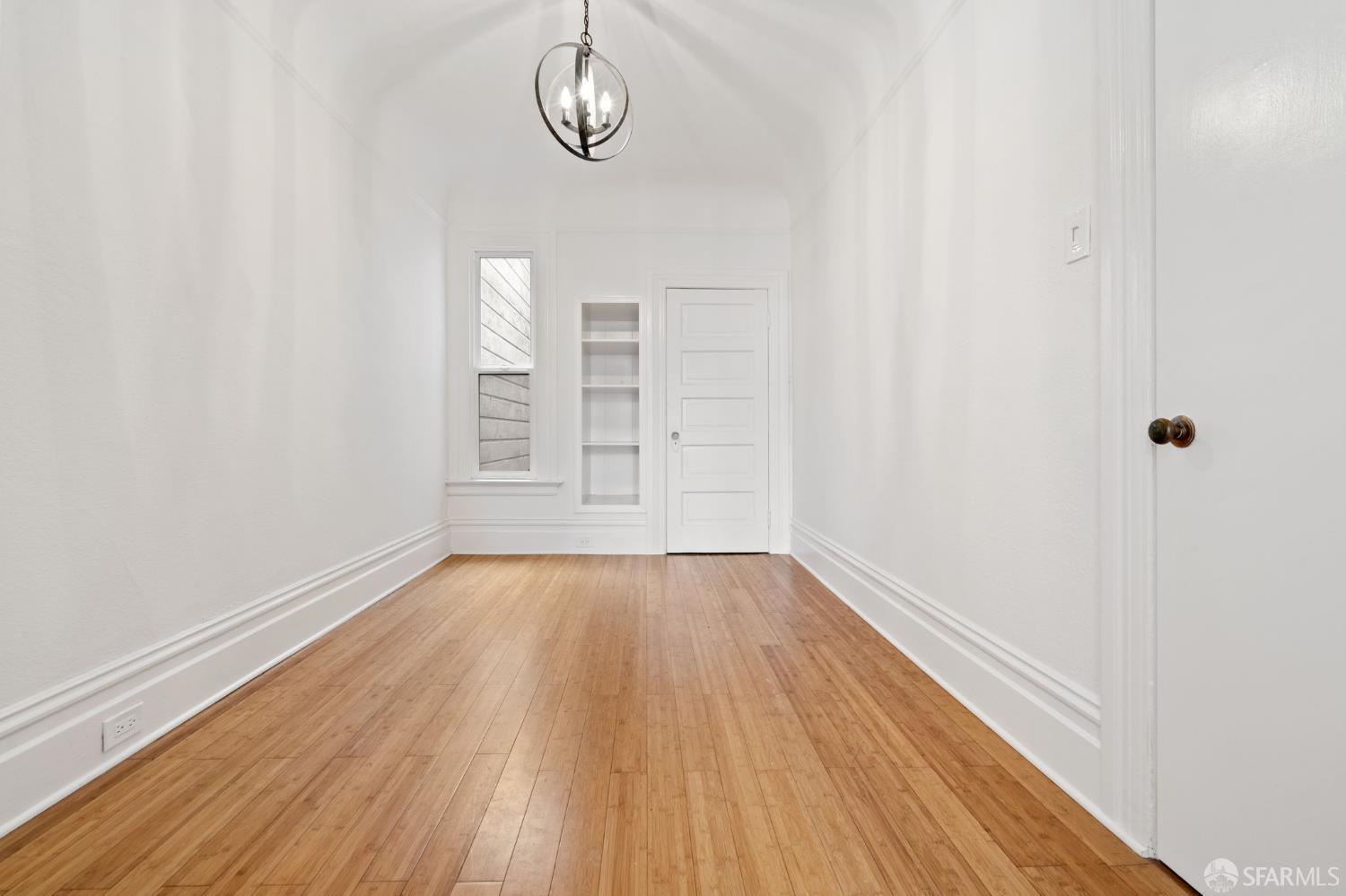 Detail Gallery Image 6 of 30 For 3864 Cesar Chavez St, San Francisco,  CA 94131 - – Beds | – Baths