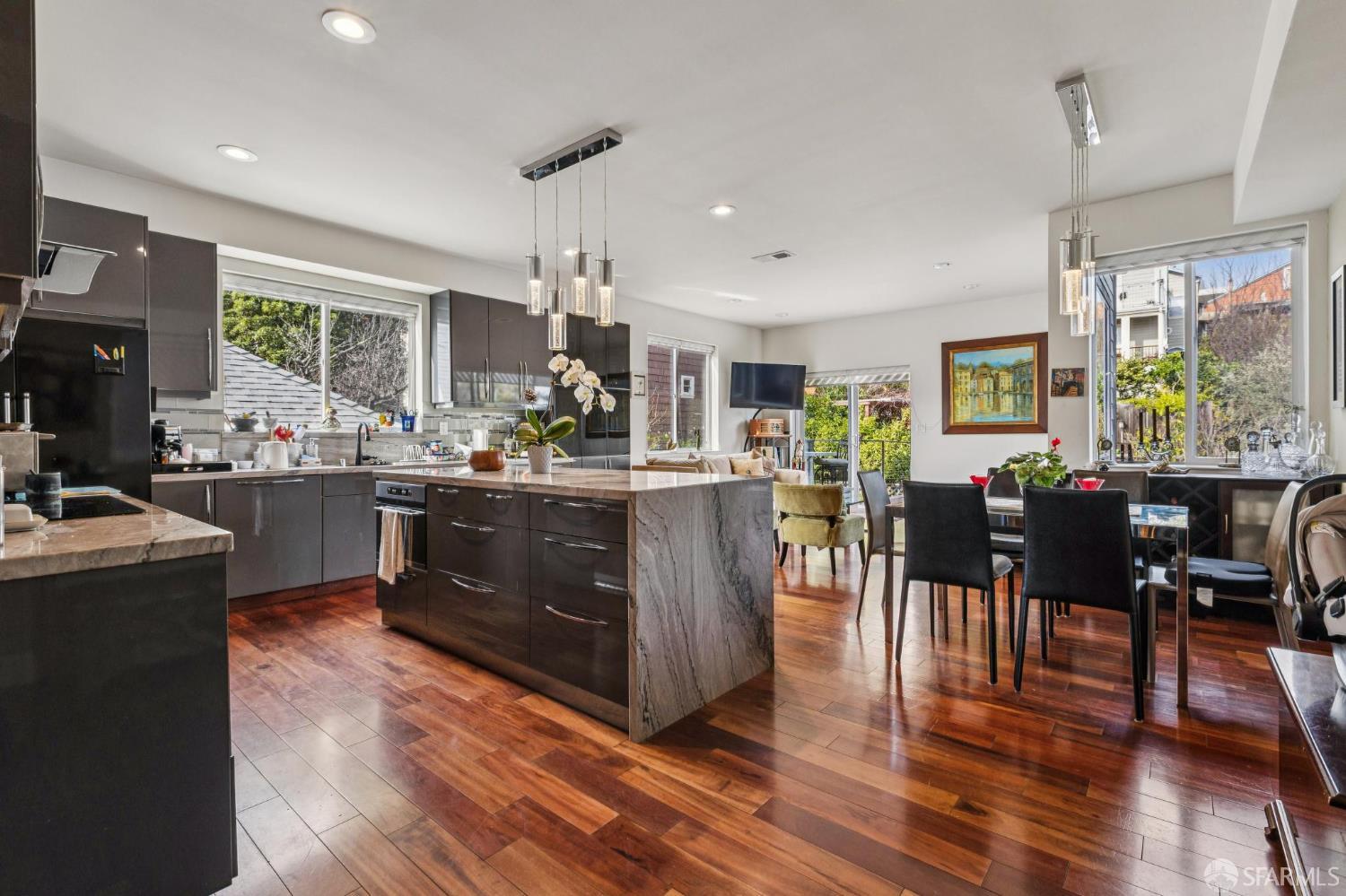 Detail Gallery Image 8 of 51 For 440 29th St, San Francisco,  CA 94131 - – Beds | – Baths