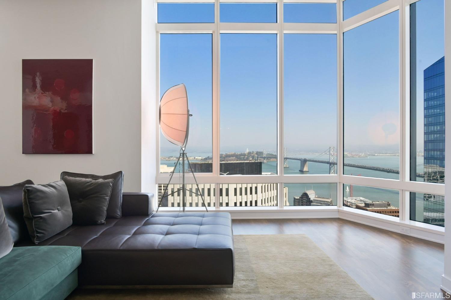 Detail Gallery Image 2 of 29 For 301 Mission St 48c,  San Francisco,  CA 94105 - 2 Beds | 3/1 Baths