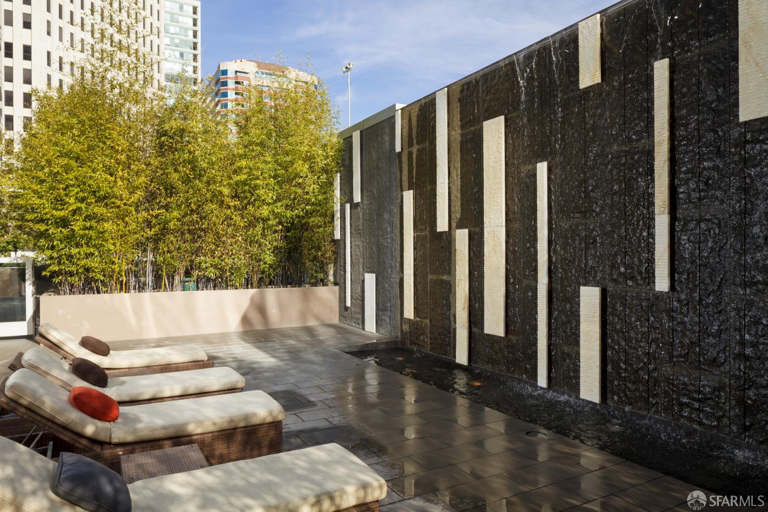 Detail Gallery Image 23 of 29 For 301 Mission St 48c,  San Francisco,  CA 94105 - 2 Beds | 3/1 Baths