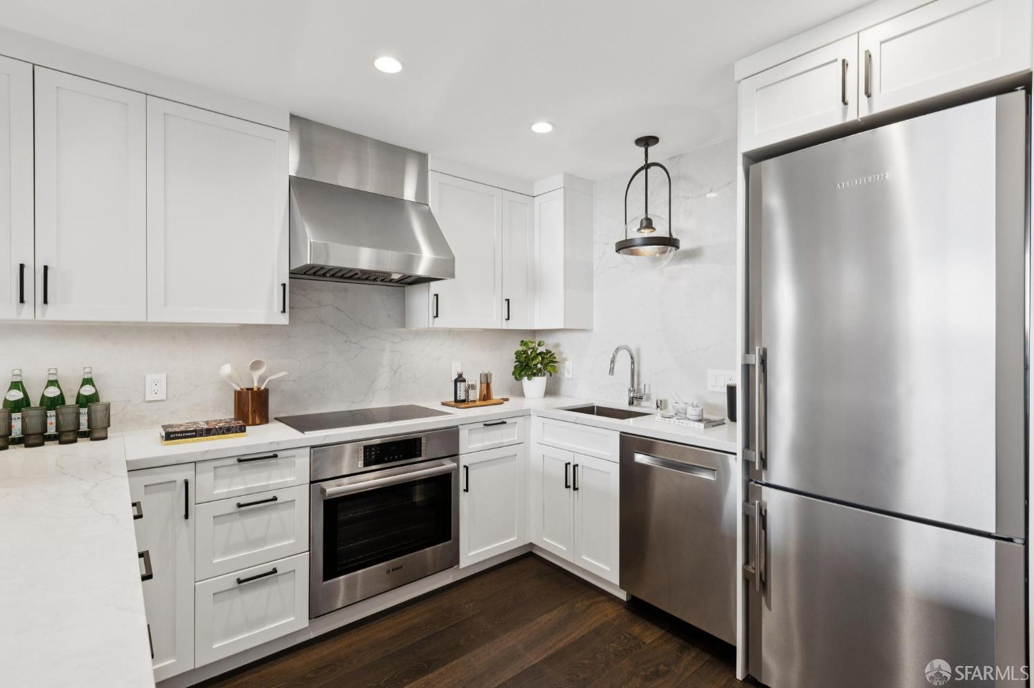 Detail Gallery Image 32 of 46 For 2295 Vallejo St #409,  San Francisco,  CA 94123 - 2 Beds | 2 Baths