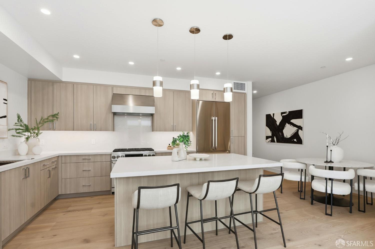 Detail Gallery Image 6 of 43 For 425 First St #14,  Los Altos,  CA 94022 - 1 Beds | 1/1 Baths