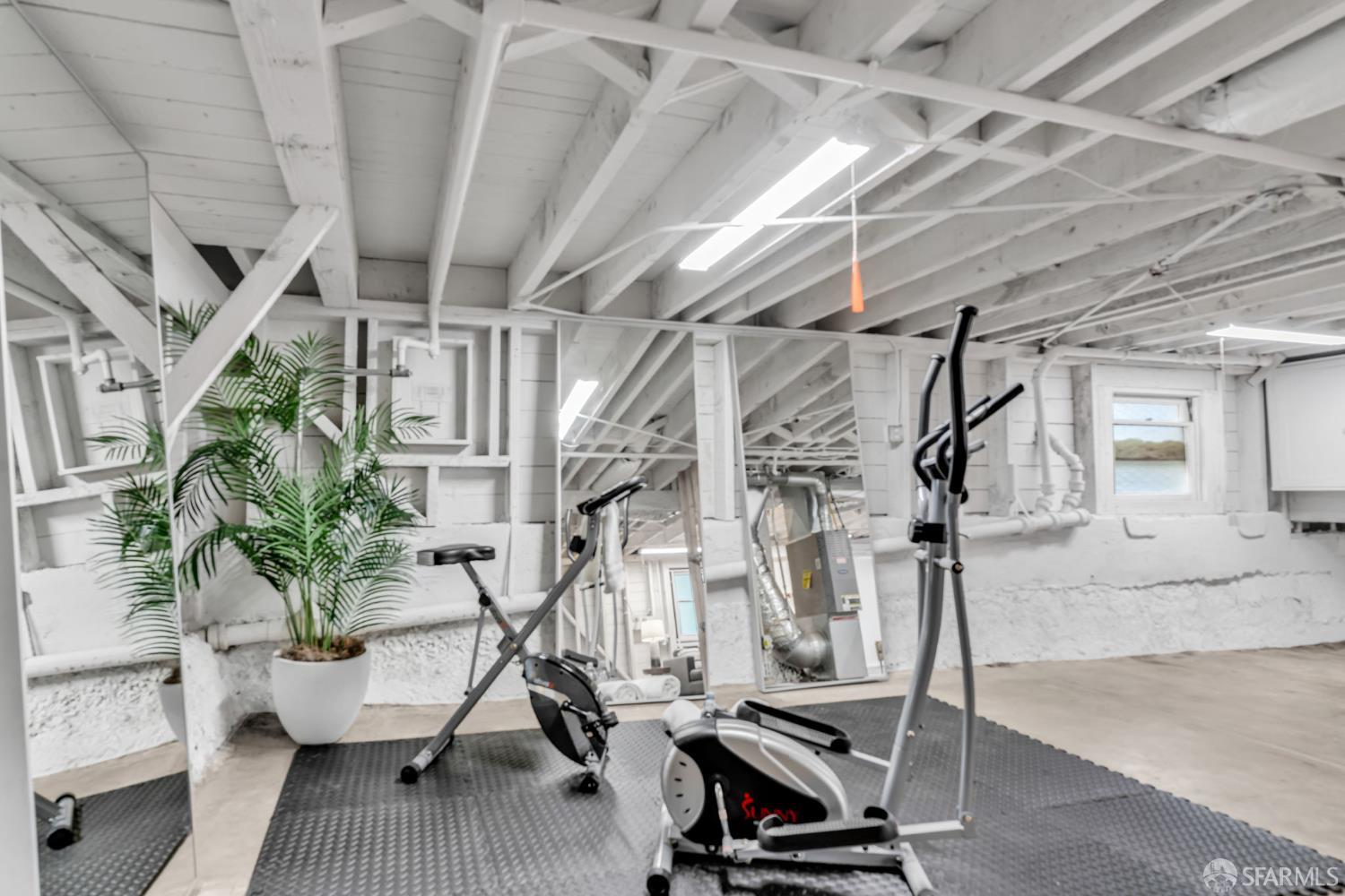 Detail Gallery Image 39 of 61 For 1444 Plymouth Ave, San Francisco,  CA 94112 - 2 Beds | 1 Baths