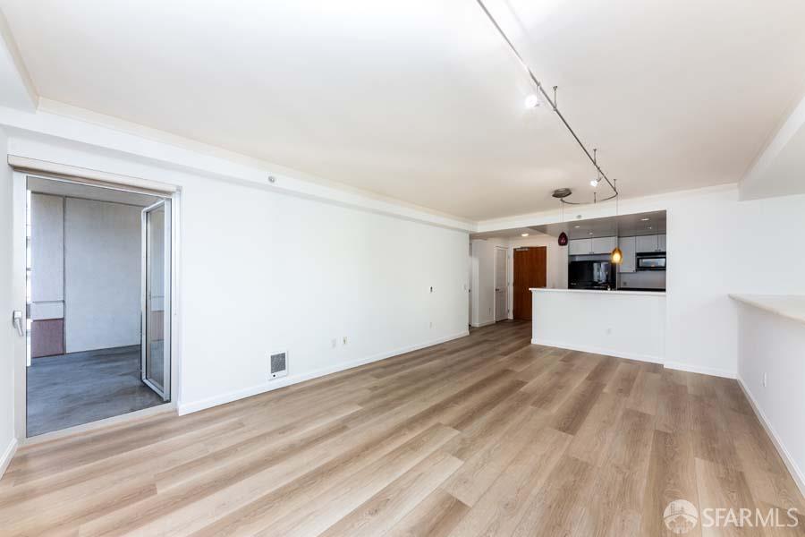 Detail Gallery Image 2 of 32 For 400 Beale St #1312,  San Francisco,  CA 94105 - 2 Beds | 2 Baths