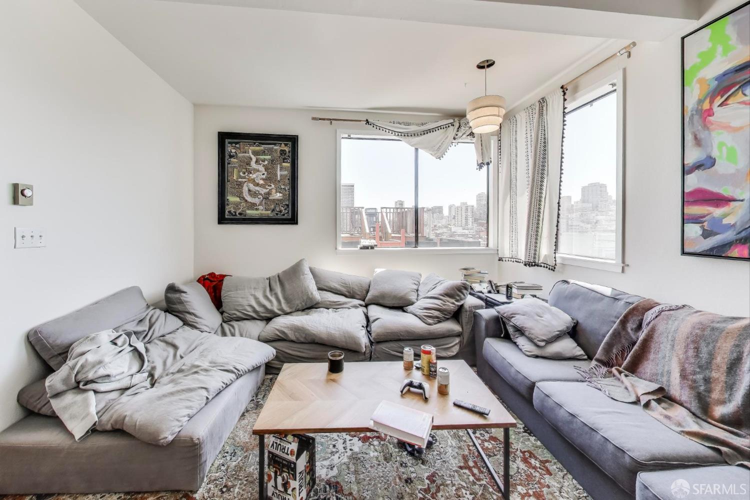 Detail Gallery Image 9 of 39 For 1217 Kearny St, San Francisco,  CA 94133 - – Beds | – Baths