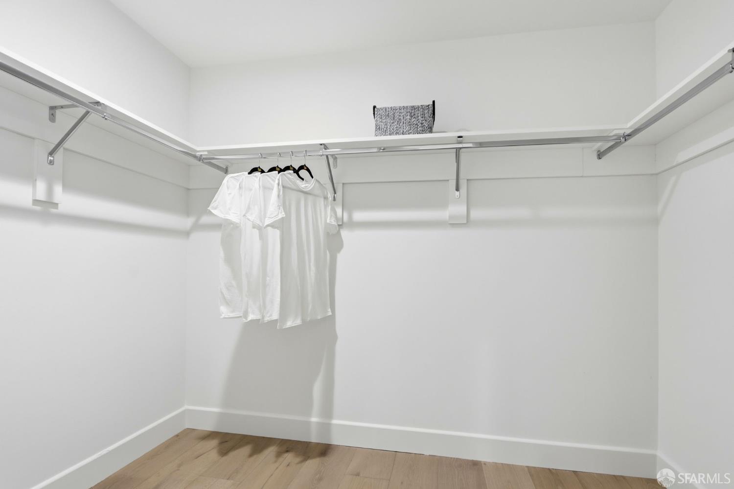 Detail Gallery Image 21 of 43 For 425 First St #14,  Los Altos,  CA 94022 - 1 Beds | 1/1 Baths