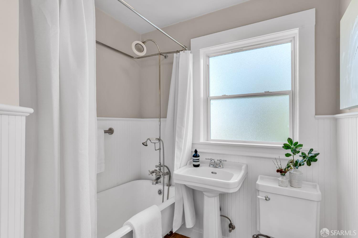 Detail Gallery Image 33 of 61 For 1444 Plymouth Ave, San Francisco,  CA 94112 - 2 Beds | 1 Baths