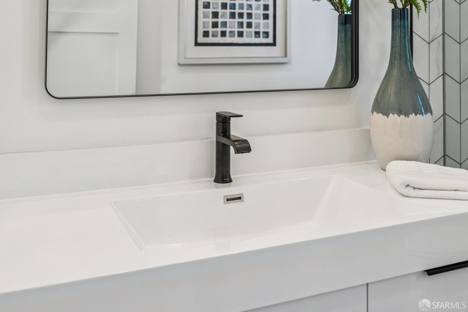 Detail Gallery Image 53 of 73 For 2411 Sixth St, Berkeley,  CA 94710 - 4 Beds | 4 Baths