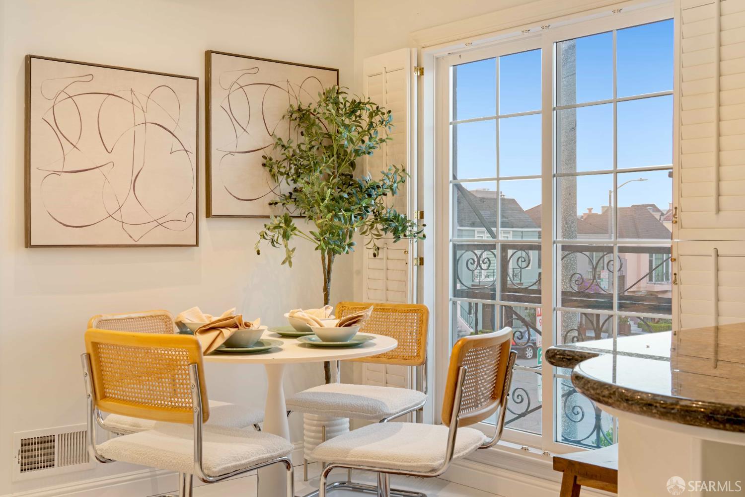 Detail Gallery Image 40 of 75 For 392 Ewing Ter, San Francisco,  CA 94118 - 3 Beds | 3 Baths