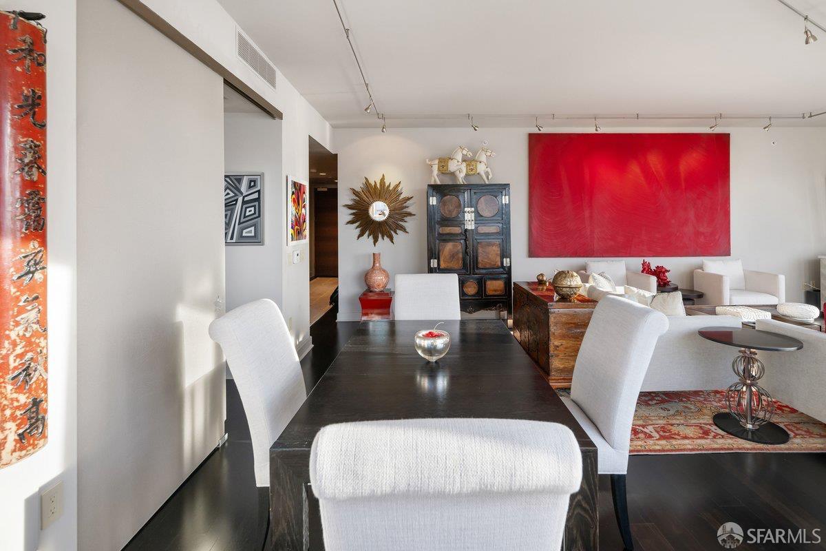 Photo #10: 426100716 Listing: Photo #10