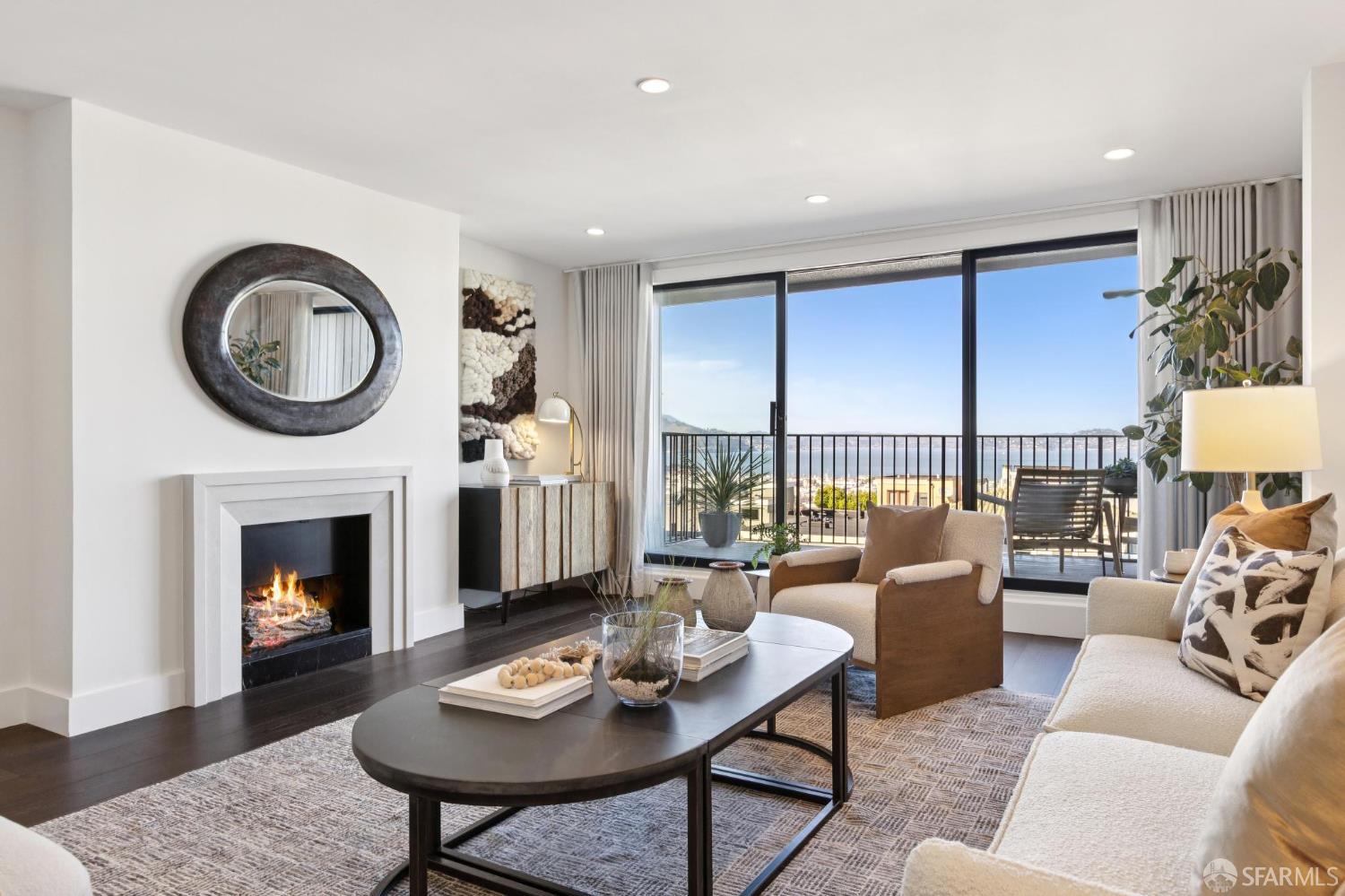 Detail Gallery Image 4 of 46 For 2295 Vallejo St #409,  San Francisco,  CA 94123 - 2 Beds | 2 Baths