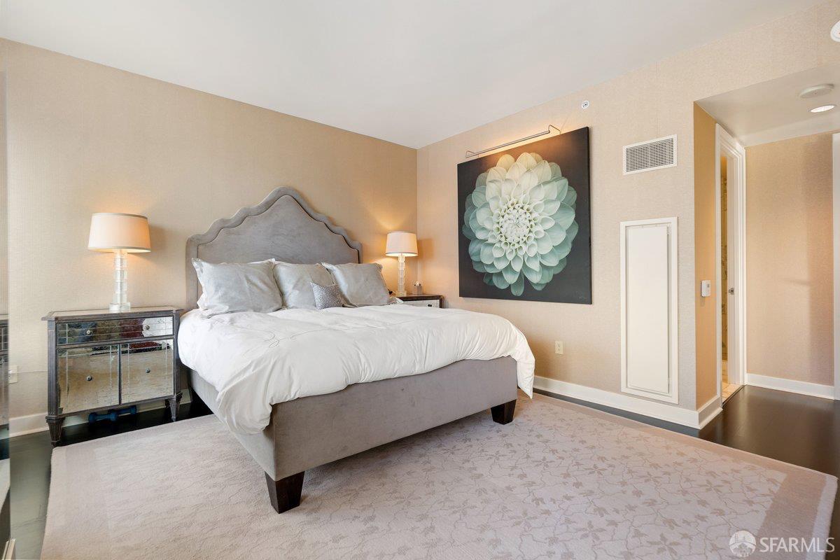 Photo #19: 426100716 Listing: Photo #19