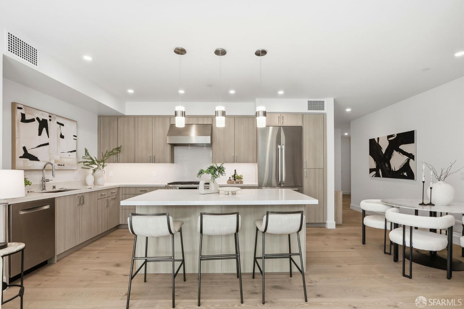 Detail Gallery Image 7 of 43 For 425 First St #14,  Los Altos,  CA 94022 - 1 Beds | 1/1 Baths