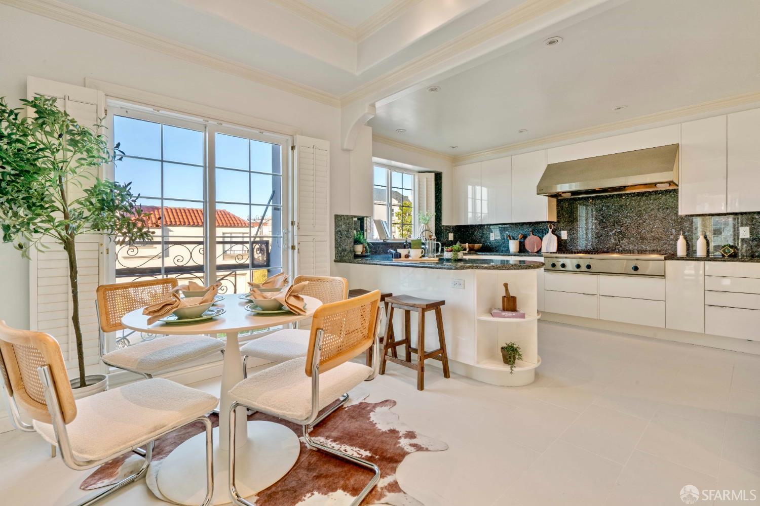 Detail Gallery Image 33 of 75 For 392 Ewing Ter, San Francisco,  CA 94118 - 3 Beds | 3 Baths