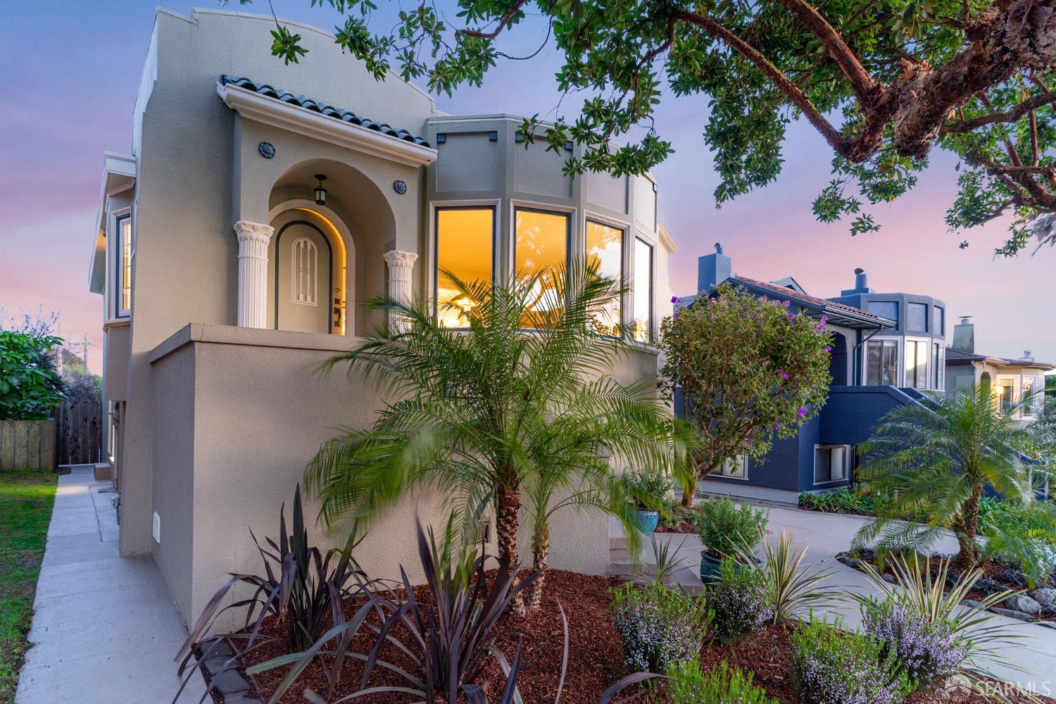 Detail Gallery Image 5 of 61 For 1444 Plymouth Ave, San Francisco,  CA 94112 - 2 Beds | 1 Baths